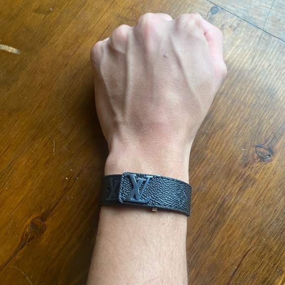 Louis Vuitton Slim Monogram Eclipse Black Bracelet - Picture 3 of 3